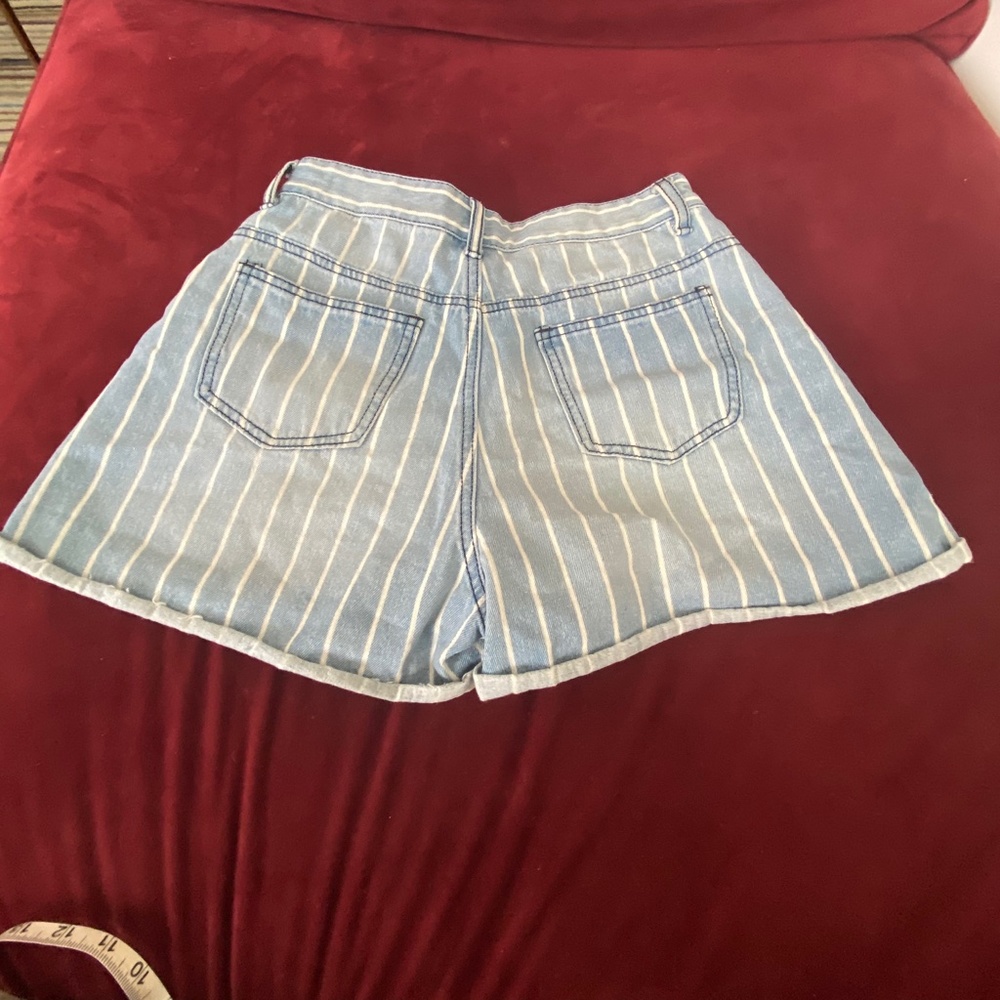 Hi Rise In The Style Denim Pin Stripes - Picture 4 of 7